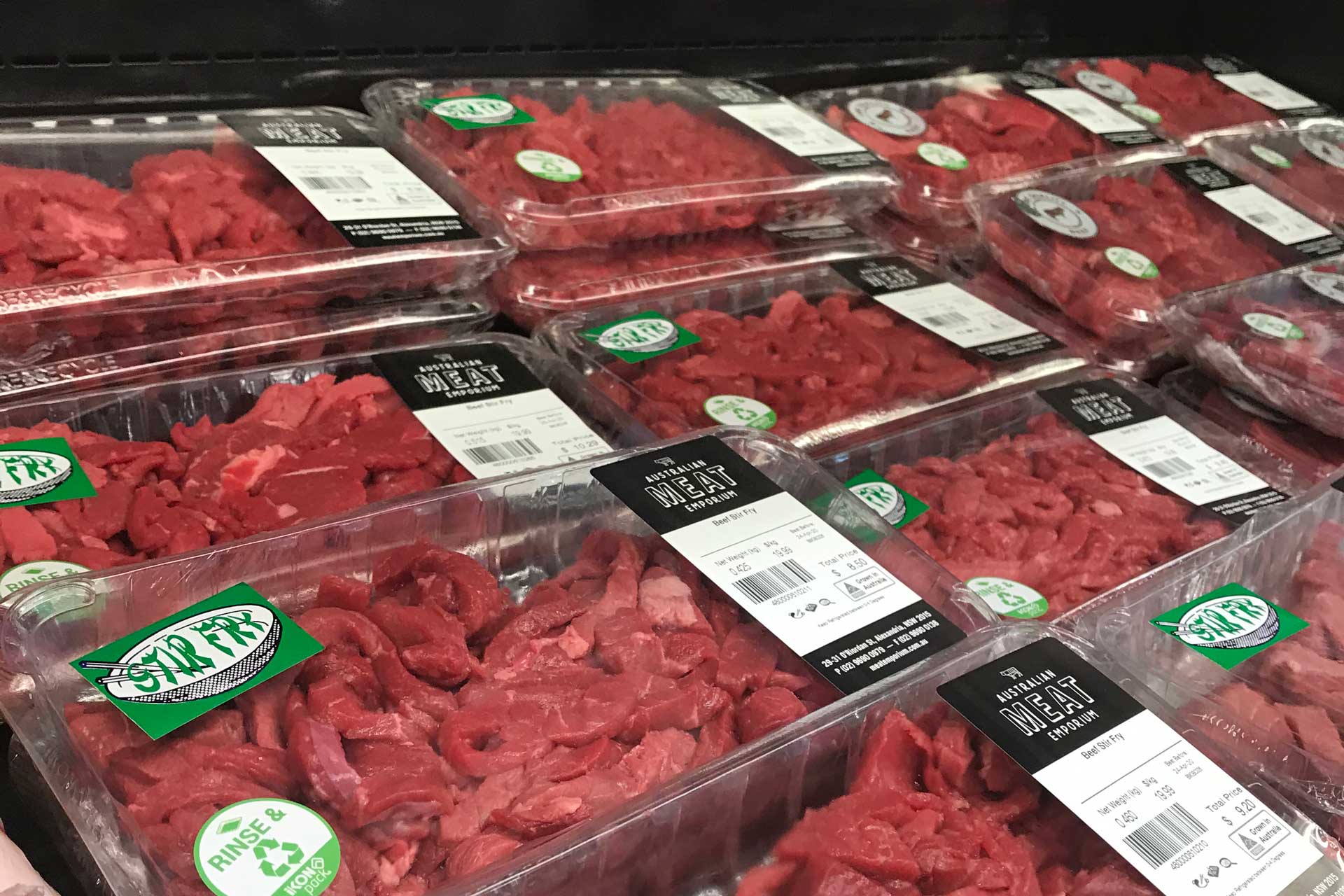 Read more about the article Revolutionary Liquid Lock technology means you can save money and the planet, while still offering a convenient packaging solution for your meat products.